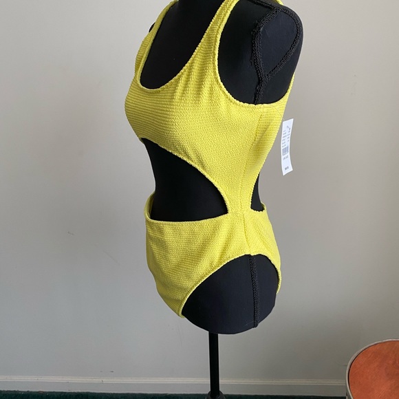 LA Hearts by PacSun Camila Keyhole Scrunch - Picture 2 of 7